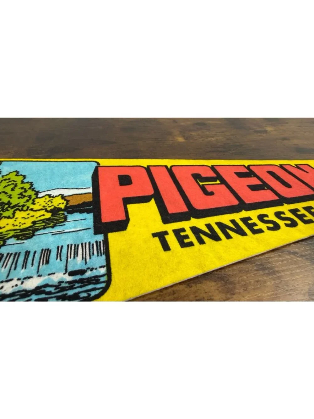 Vintage Pigeon Forge Tennessee Felt Pennant Souvenir 25 inches